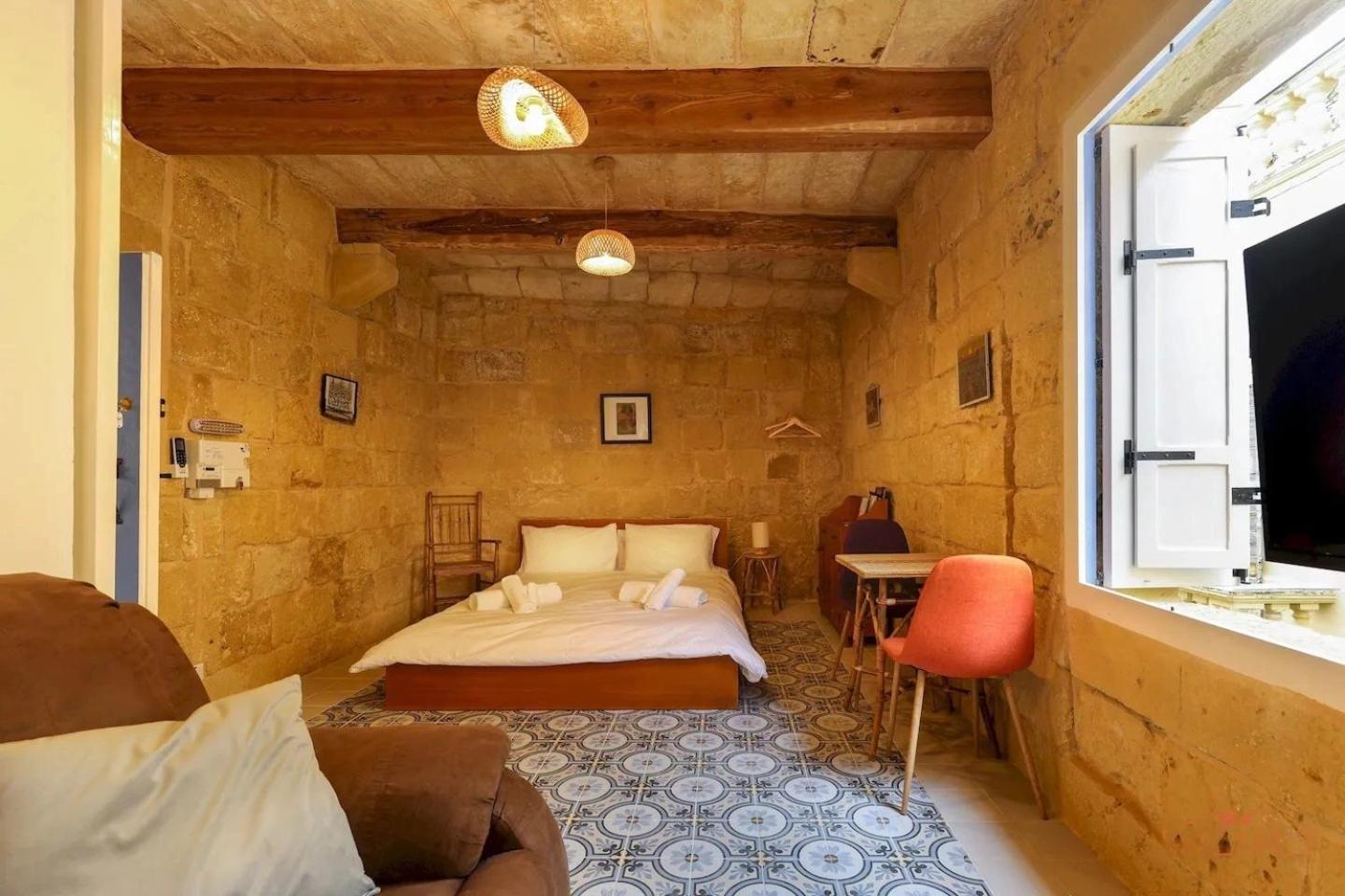 Historic Hideaways - 900 Year Old Converted Studios Victoria Exterior foto